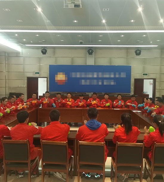 時間：2021年5月18日-5月25日單位：青海油田****課程內(nèi)容：《職業(yè)生涯規(guī)劃》、《從歷史看向未來》、《金字塔結(jié)構(gòu)》、《教練式宣導(dǎo)及傳播技巧》